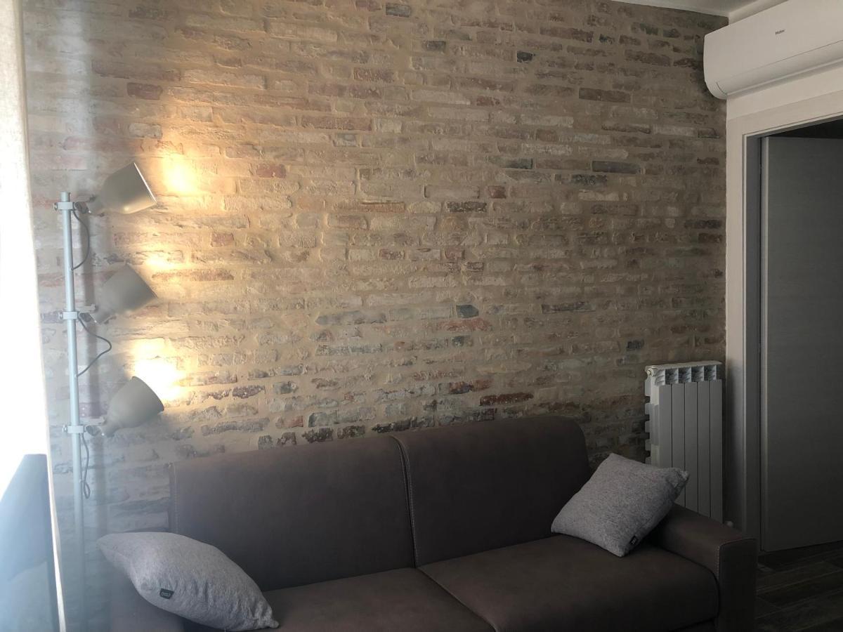 B&B Loft Edel Beach Civitanova Marche Kültér fotó