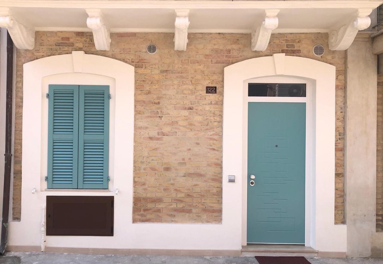 B&B Loft Edel Beach Civitanova Marche Kültér fotó